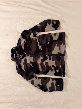 Eddie Bauer Kids Camo Fleece Jacket & windbreaker jacket - Black & Gray